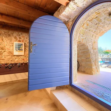 Casa vacanze Geschmackvolle Steinvilla Margaret Mit Pool *